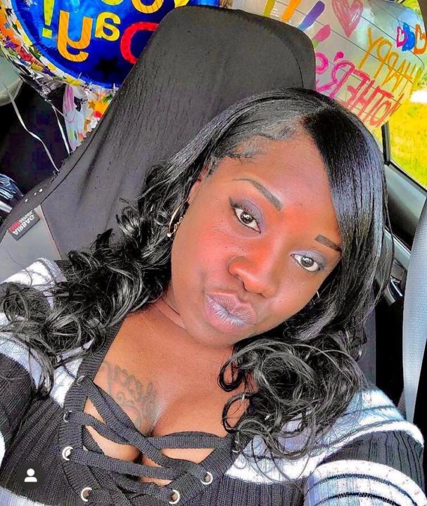 Tasha R