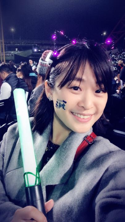 Yenfei Chen
