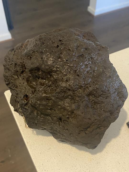 Hello I have this Rock I need to be identified please 