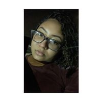 Niya R.