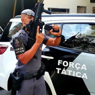 Gustavo Sz