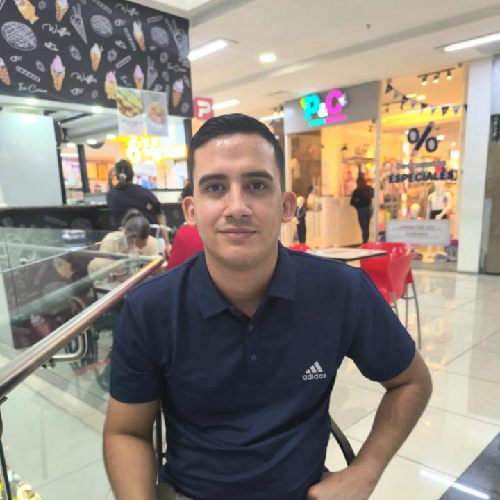 Jafet Hernández Rojas