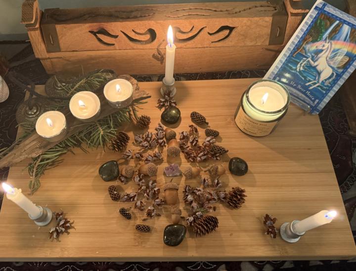 December Altar: Winter Solstice 