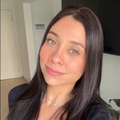 Greyka Veloso