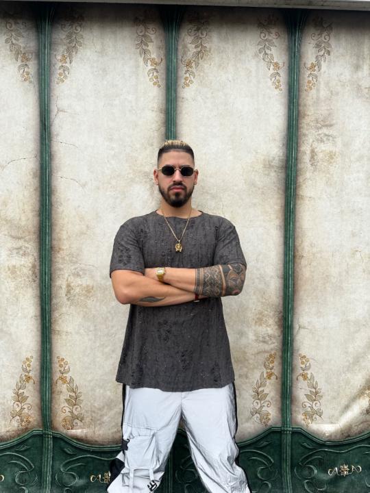 Adrian Larreal