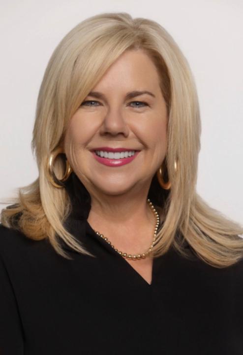 Suzanne Smith