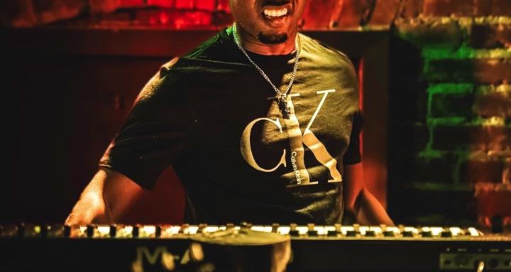 Reggae organ and piano