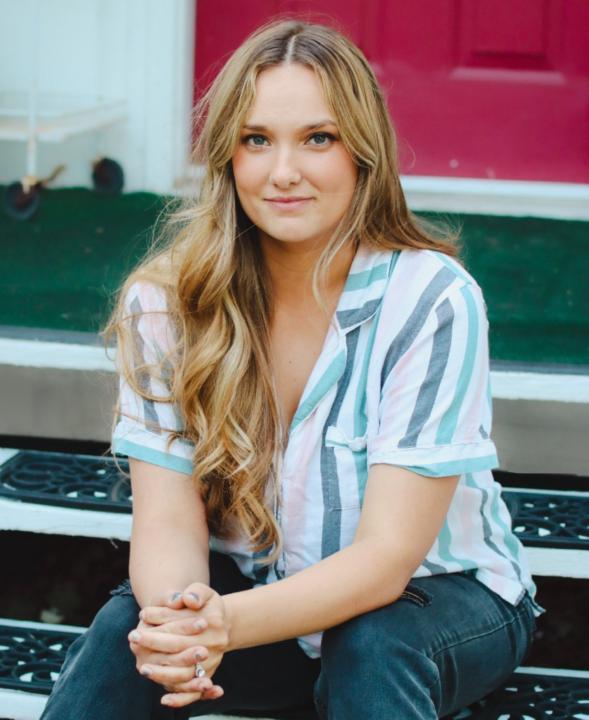 Alexandria MacMillan