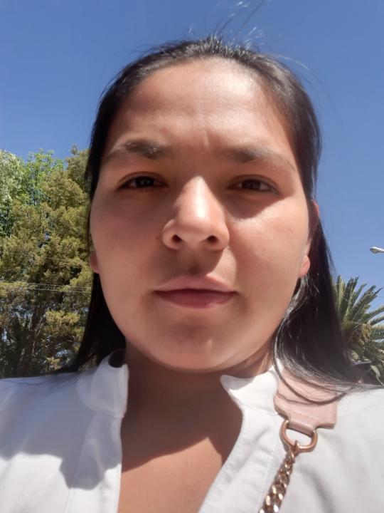 Tania Lupinta liendro