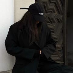 Ü Lunak - Sarah Seller