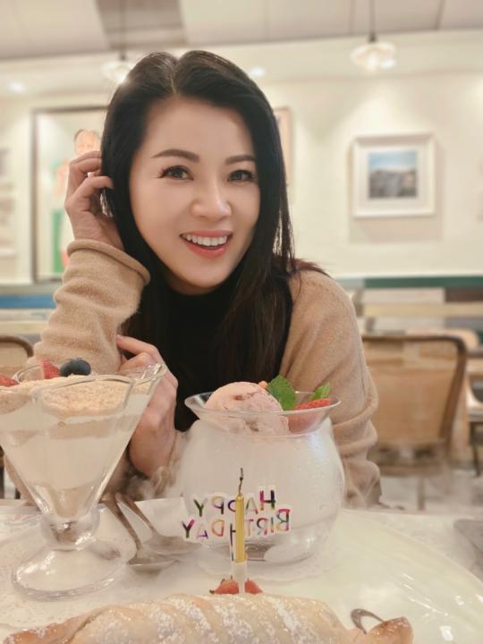 Elizabeth Chan