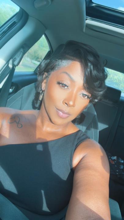 Leslie Stover