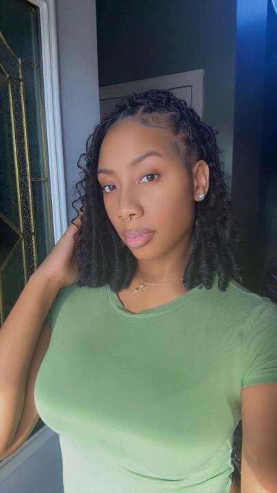 Jasmyn Holland