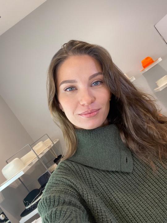 Alexandra Toro
