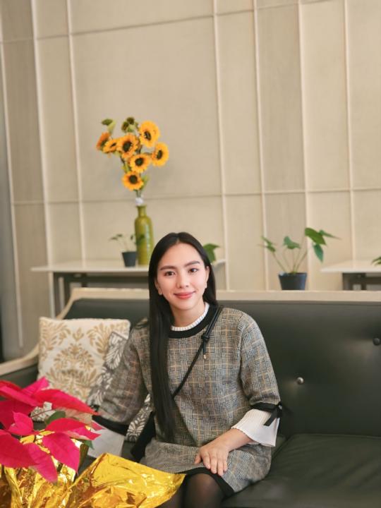 Charmaine Lamog