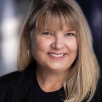 Staci Fox