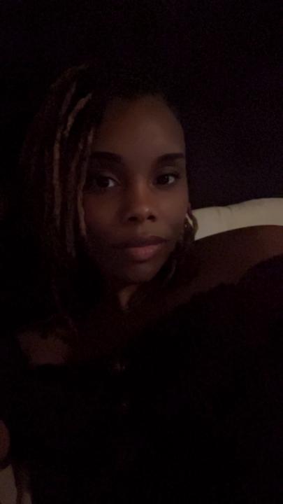 Nia Williams
