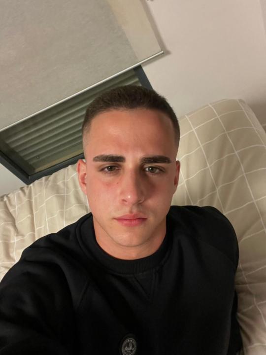 Víctor Alvarez