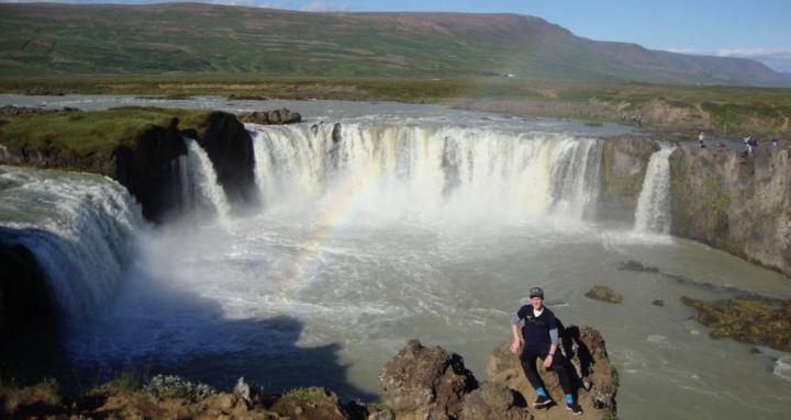 Icelandic Language Community