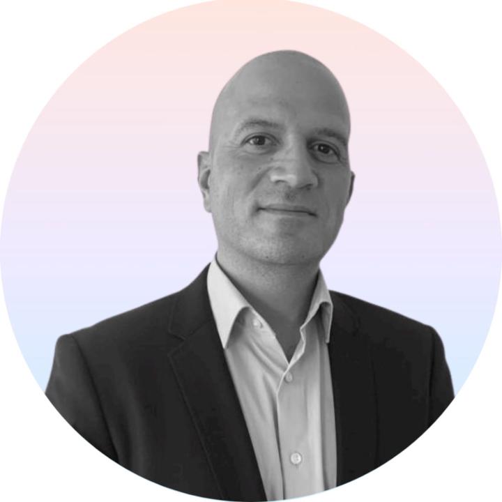 Tolga Akco