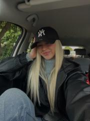 Chloe Van zyl