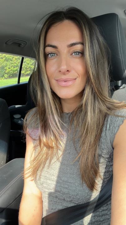 Elle Brent