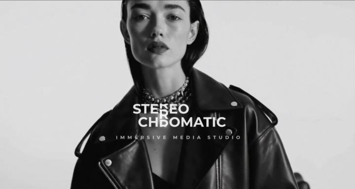 Stereochromatic Solutions