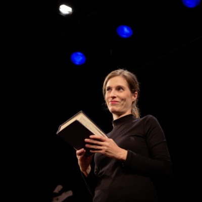 Meirav Zur