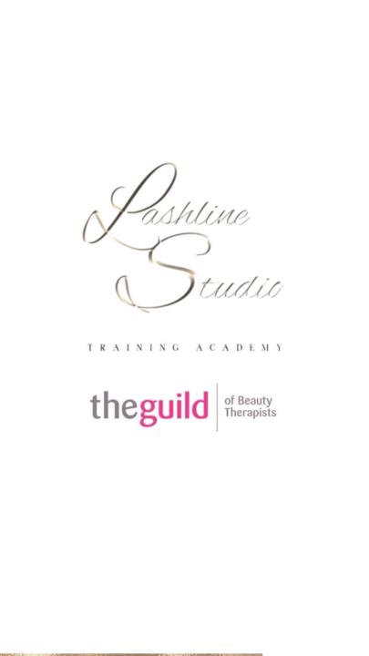 𝐋𝐚𝐬𝐡𝐥𝐢𝐧𝐞 𝐒𝐭𝐮𝐝𝐢𝐨 𝐓𝐫𝐚𝐢𝐧𝐢𝐧𝐠 𝐀𝐜𝐚𝐝𝐞𝐦𝐲