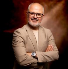 Leonardo Trione