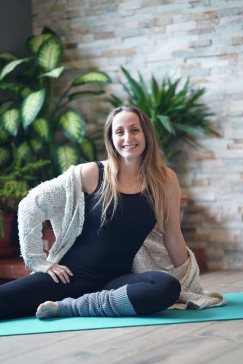 Einav Feit