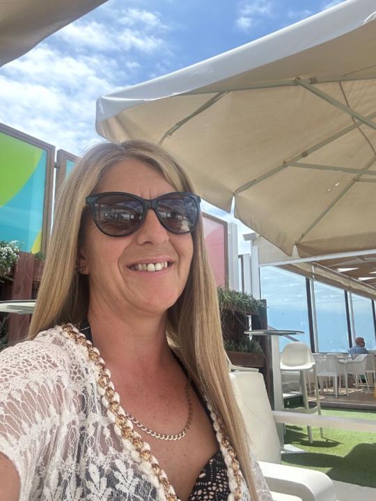 Donna Hart