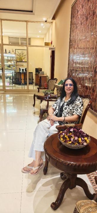 Navneet Takhtar