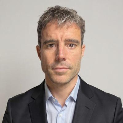 Angel González Pavia