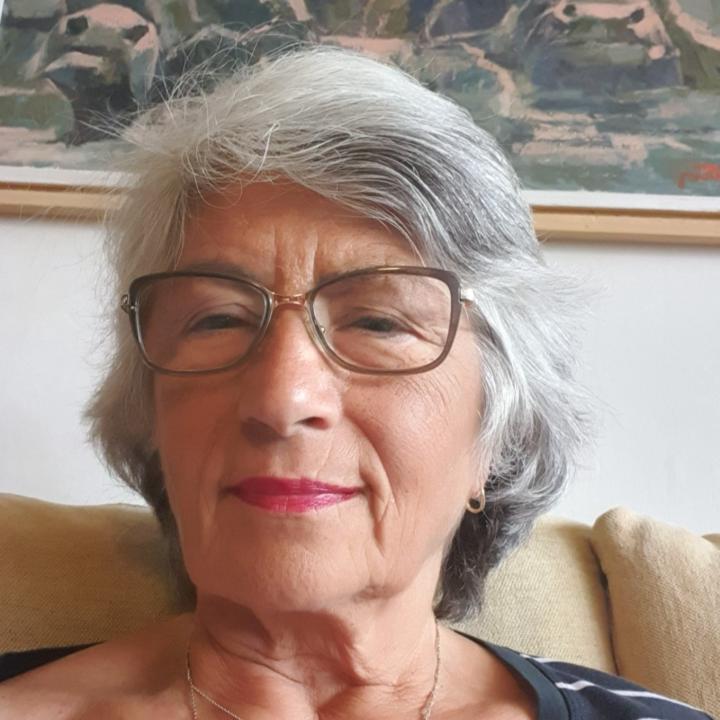 Carmen Oprisiu