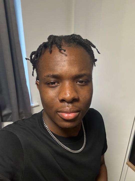 Osasuyi Emuze-Bismack