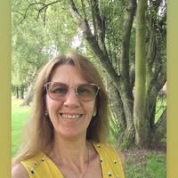 Lynne Peters
