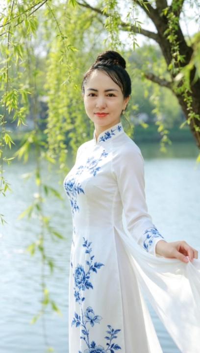 Nguyện Bùi