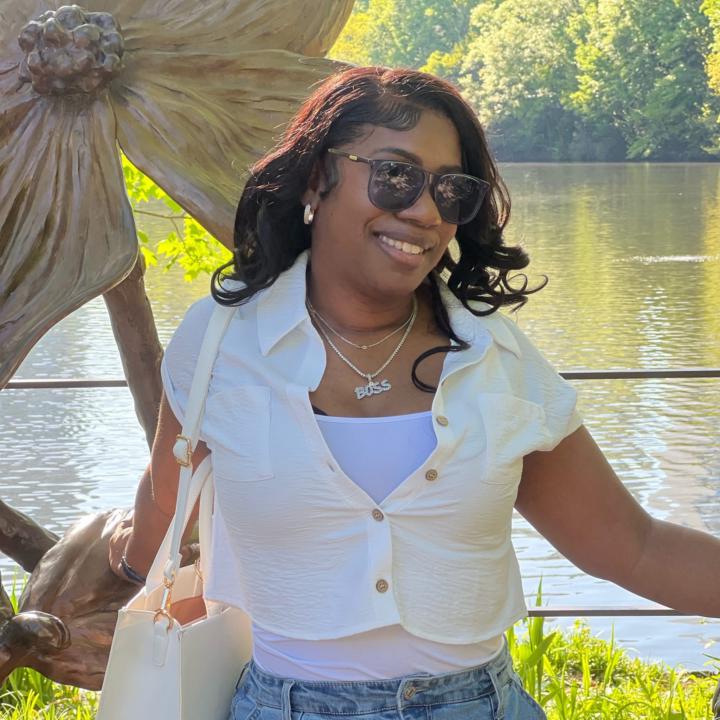 Latanya Jones is 2 ppl Away from 1 Star Director