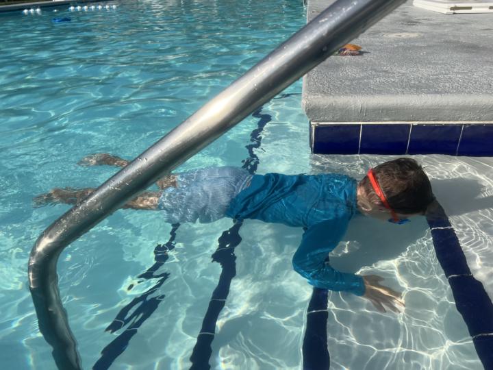 Independence Day starfish float
