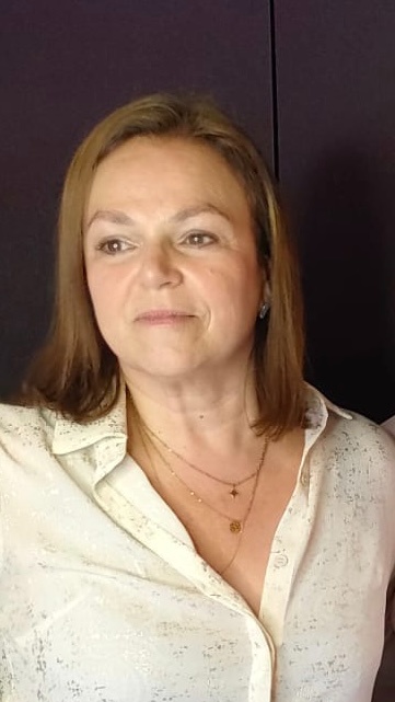 Petard Emmanuelle