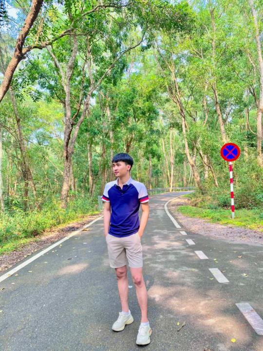 Sơn Nguyễn văn