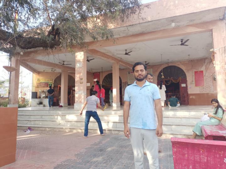 Vivek Pandey
