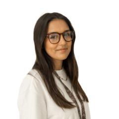 Stacey - The Viral Short Cut