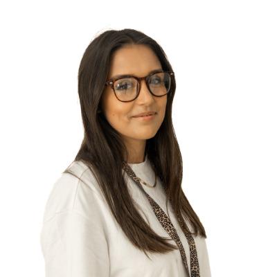 Stacey - The Viral Short Cut