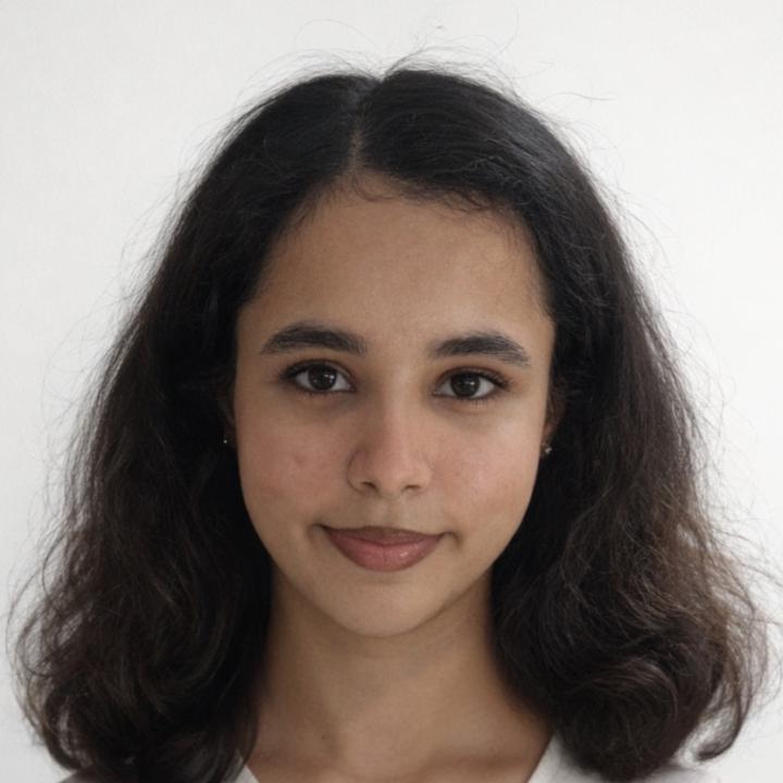 Yasmin L
