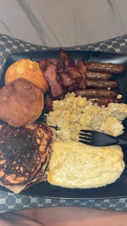 Breakfast for late night snack 