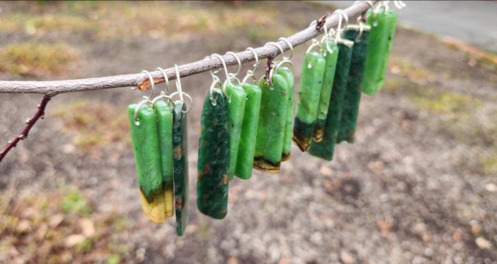 WoodStoneCreations JadeCarving