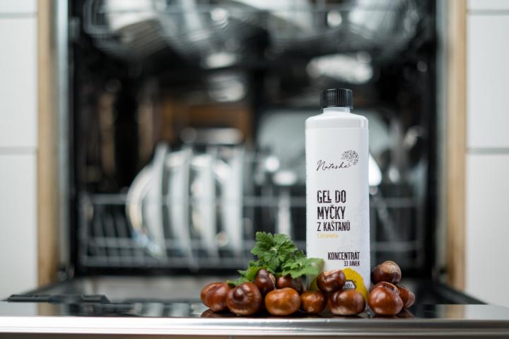 Netoxický prostředek do myčky nádobí