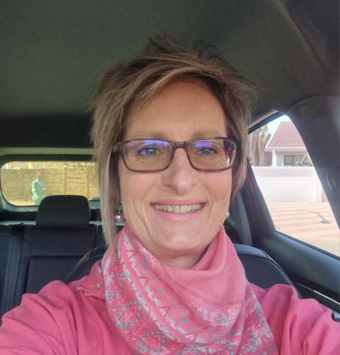 Debra de Lange